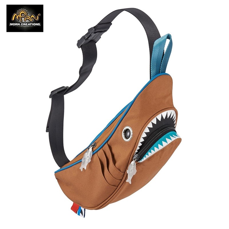 Morn Creations鲨鱼背包单肩斜挎包男潮牌日系休闲男士邮差小胸包