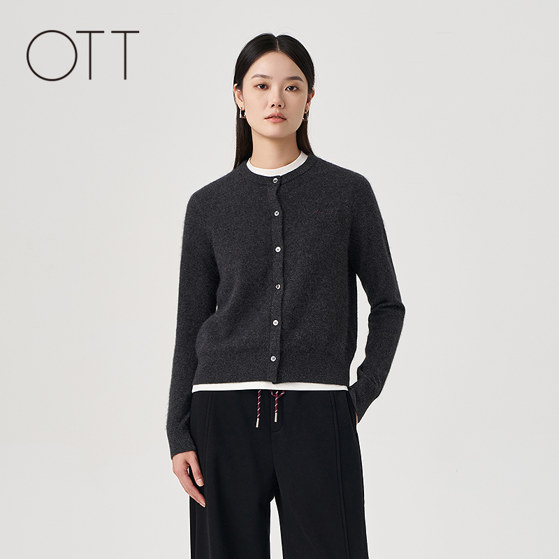 OTT2025冬季新品羊绒混纺短款毛织开衫简约百搭圆领针织衫女装