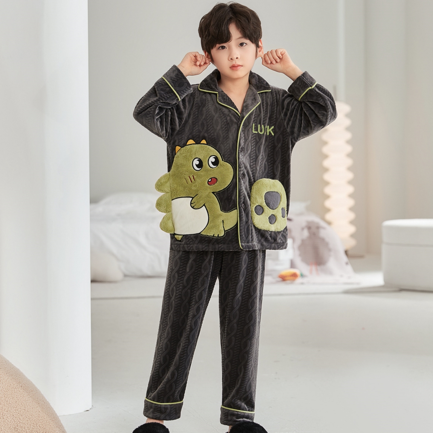 秋冬季学生睡衣男童海岛绒加厚