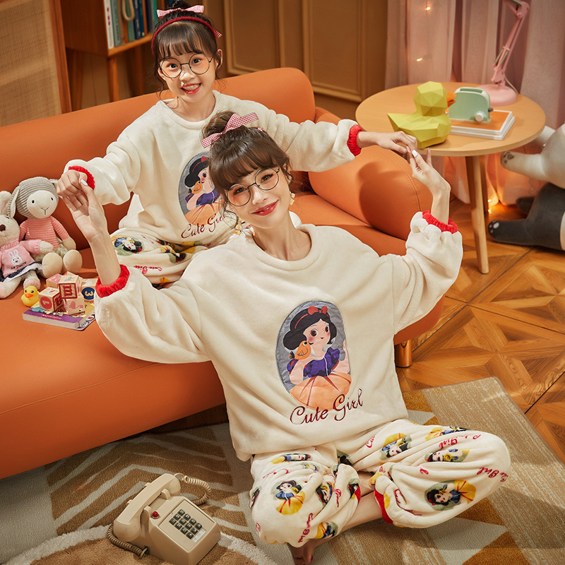 亲子睡衣冬季珊瑚绒家居服母女装秋冬加绒加厚圆领儿童法兰绒套装