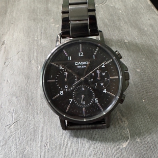 卡西欧 STANDARD系列三眼复古运动潮流电子石英手表 MTP-E321