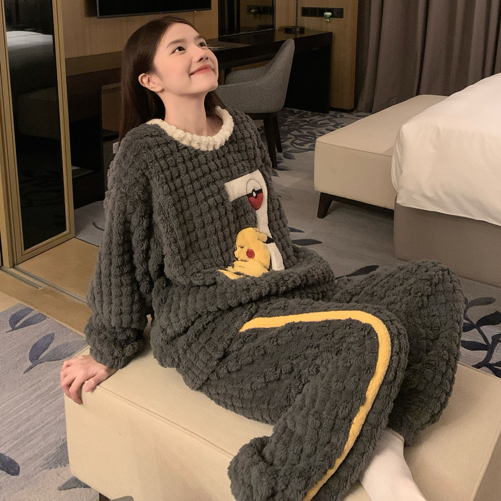 ins风爆款睡衣女秋冬季珊瑚绒加厚加绒可爱家居服运动套装可外穿