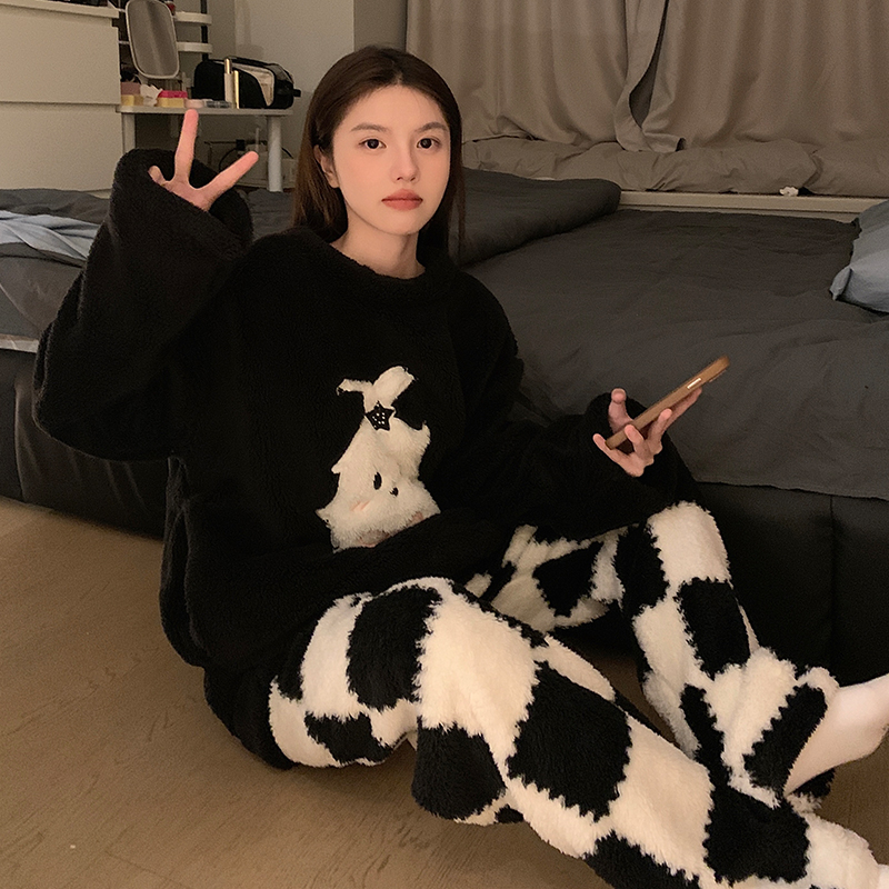 超火睡衣女秋冬季珊瑚绒加厚加绒保暖2025年新款法兰绒家居服套装