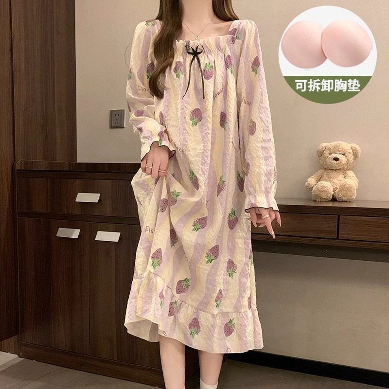 草莓甜美风带胸垫睡裙女春秋冬季长袖可爱亲肤2026新款孕妇睡衣裙