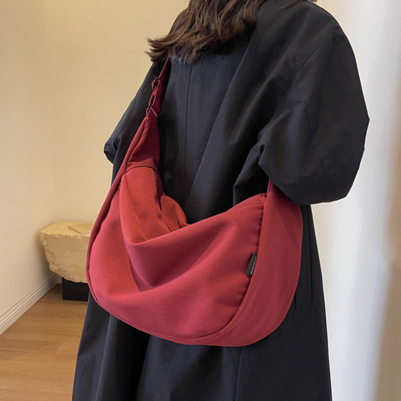 大容量通勤小众休闲简约2025女百搭新款帆布包包单肩包斜挎饺子包,箱包皮具/热销女包/男包,时尚帆布包,淘宝优惠券,粉丝福利购,淘宝优惠卷