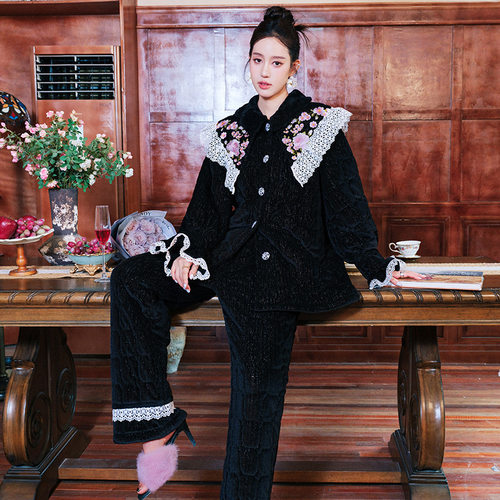 原创玫瑰刺绣蕾丝三层加厚睡衣