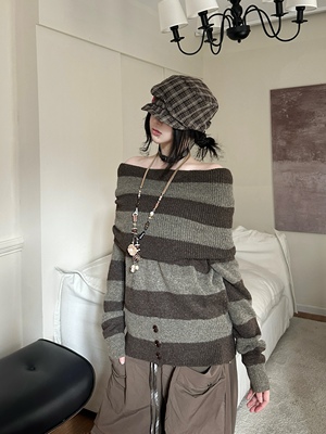 咖喱人秋季新款复古条纹一字肩高领毛衣女宽松慵懒风针织衫上衣