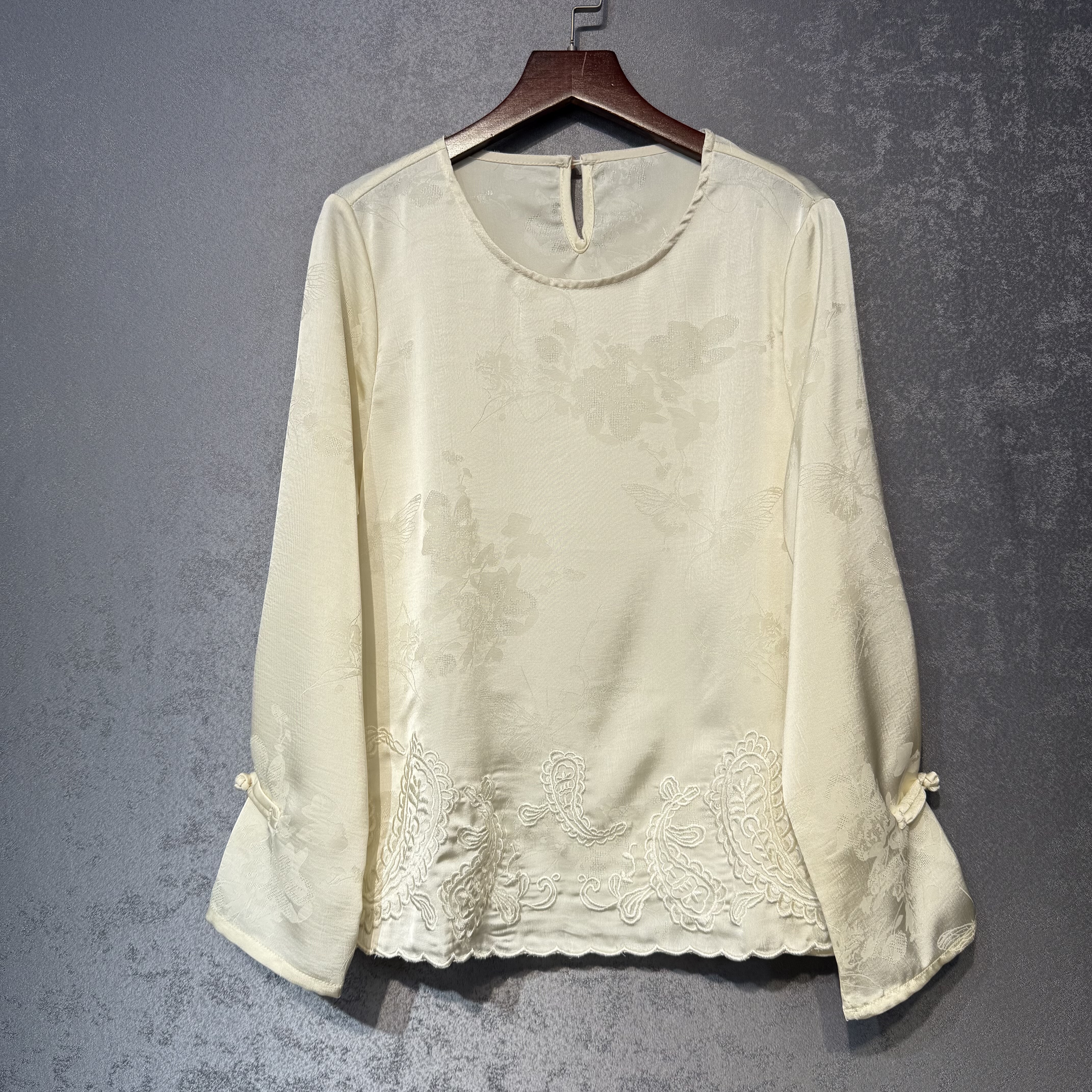 新中式提花宽松衬衫女2025春复古国风百搭刺绣拼接长袖上衣潮打底