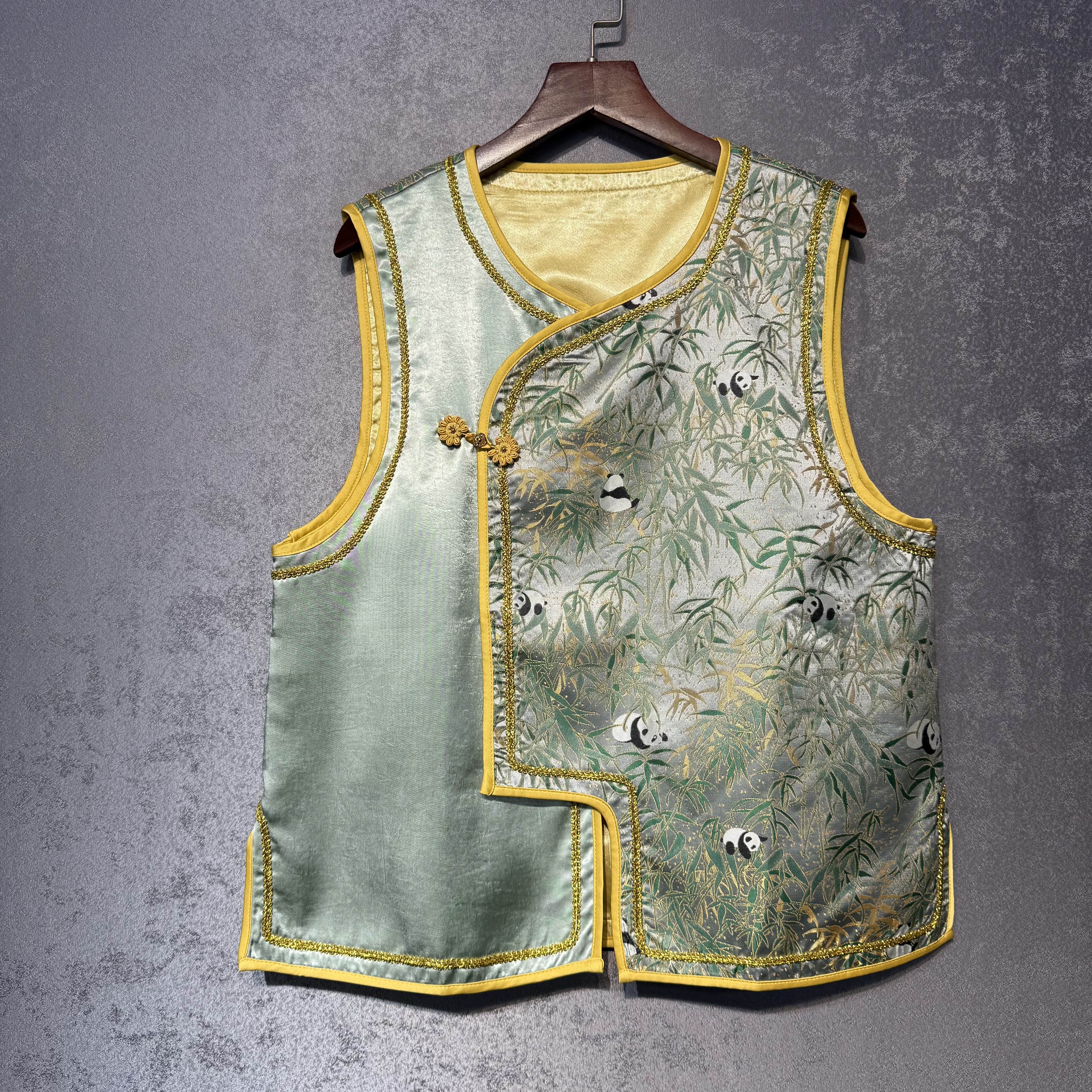 【熊猫小竹子】新中式国风复古提花盘扣女马甲2025秋新款格格坎肩