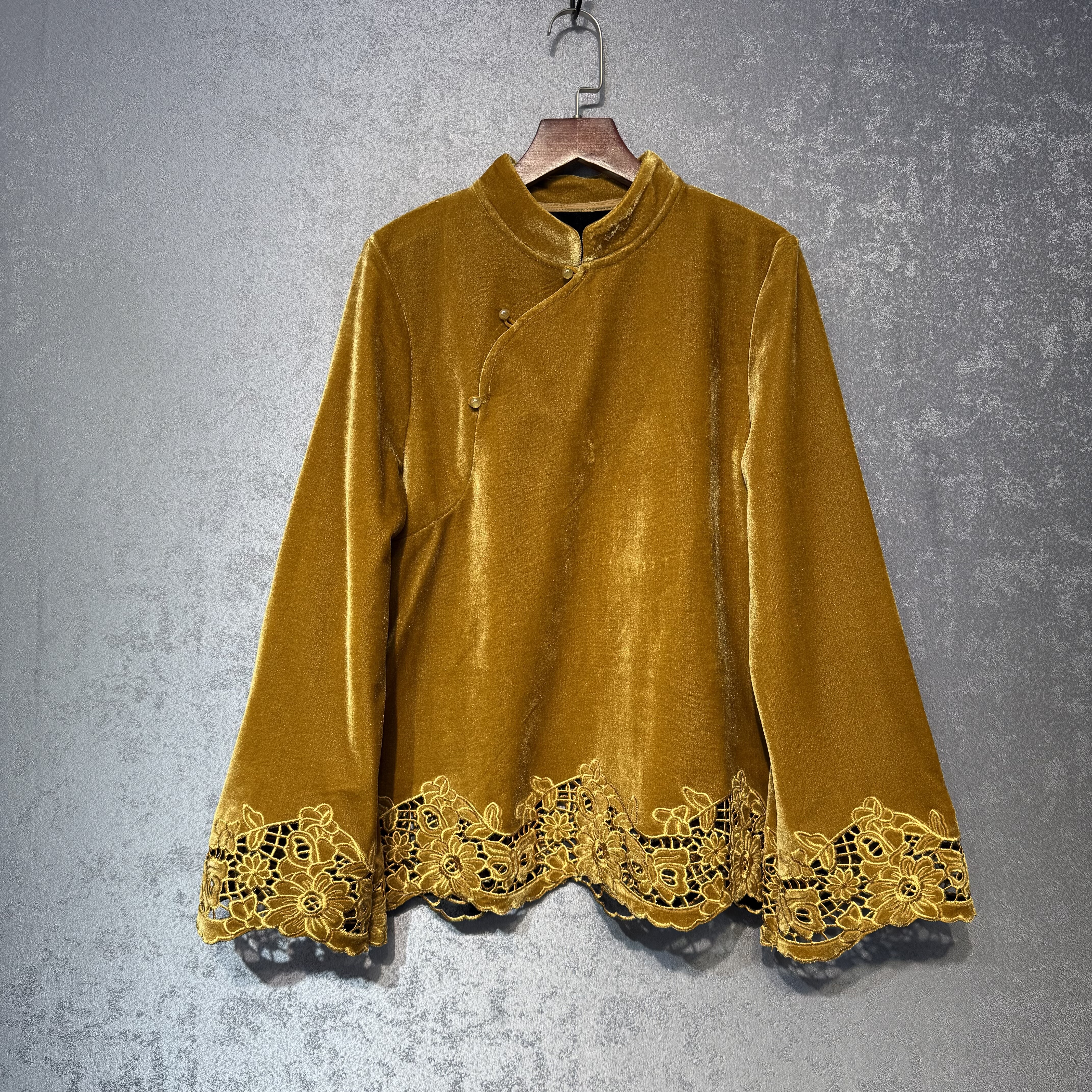 新中式国风立领蕾丝拼接真丝绒女新款高级感加绒加厚内搭打底衫