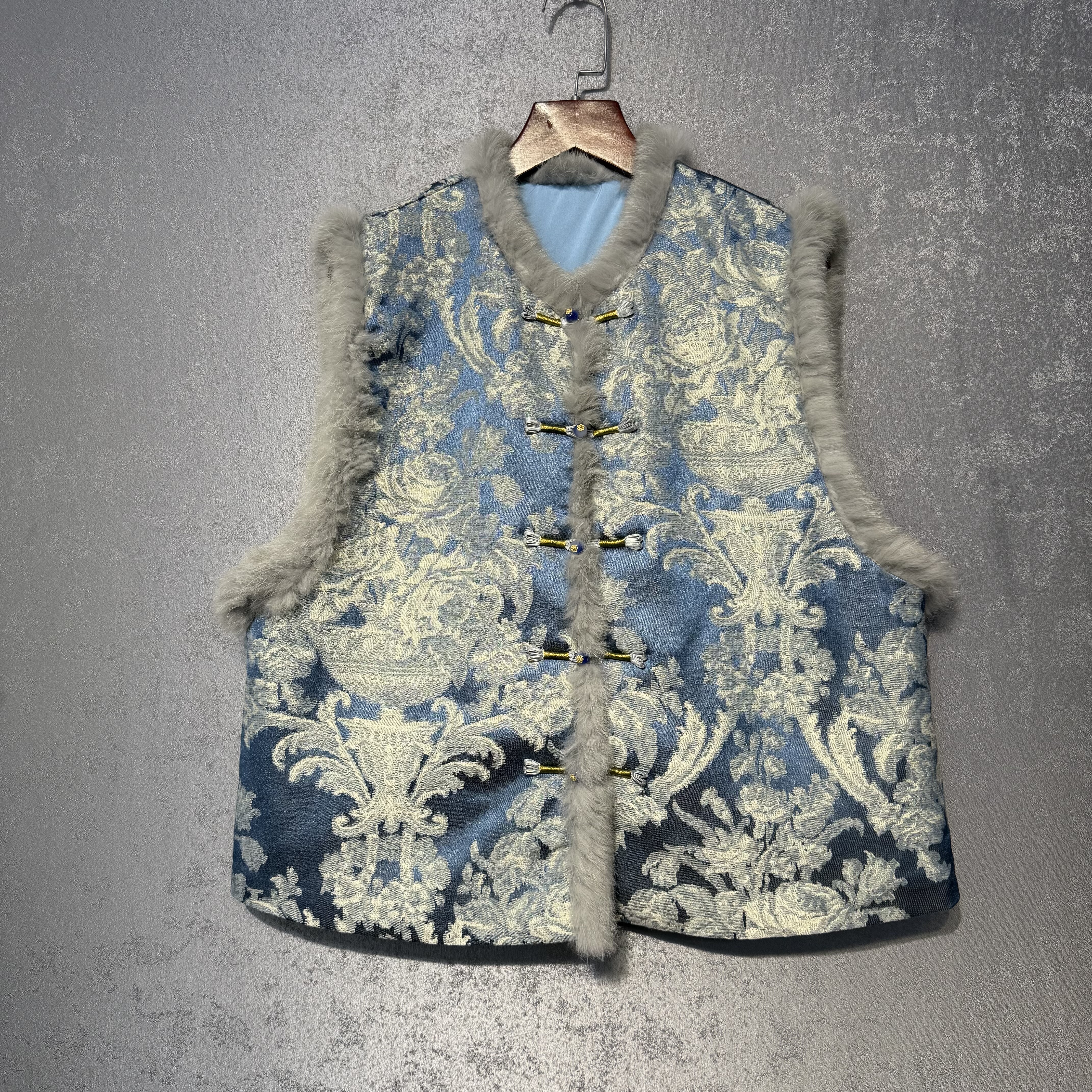 新中式蓝色对襟马甲兔毛真毛拼接夹棉加厚背心外穿国风无袖上衣冬