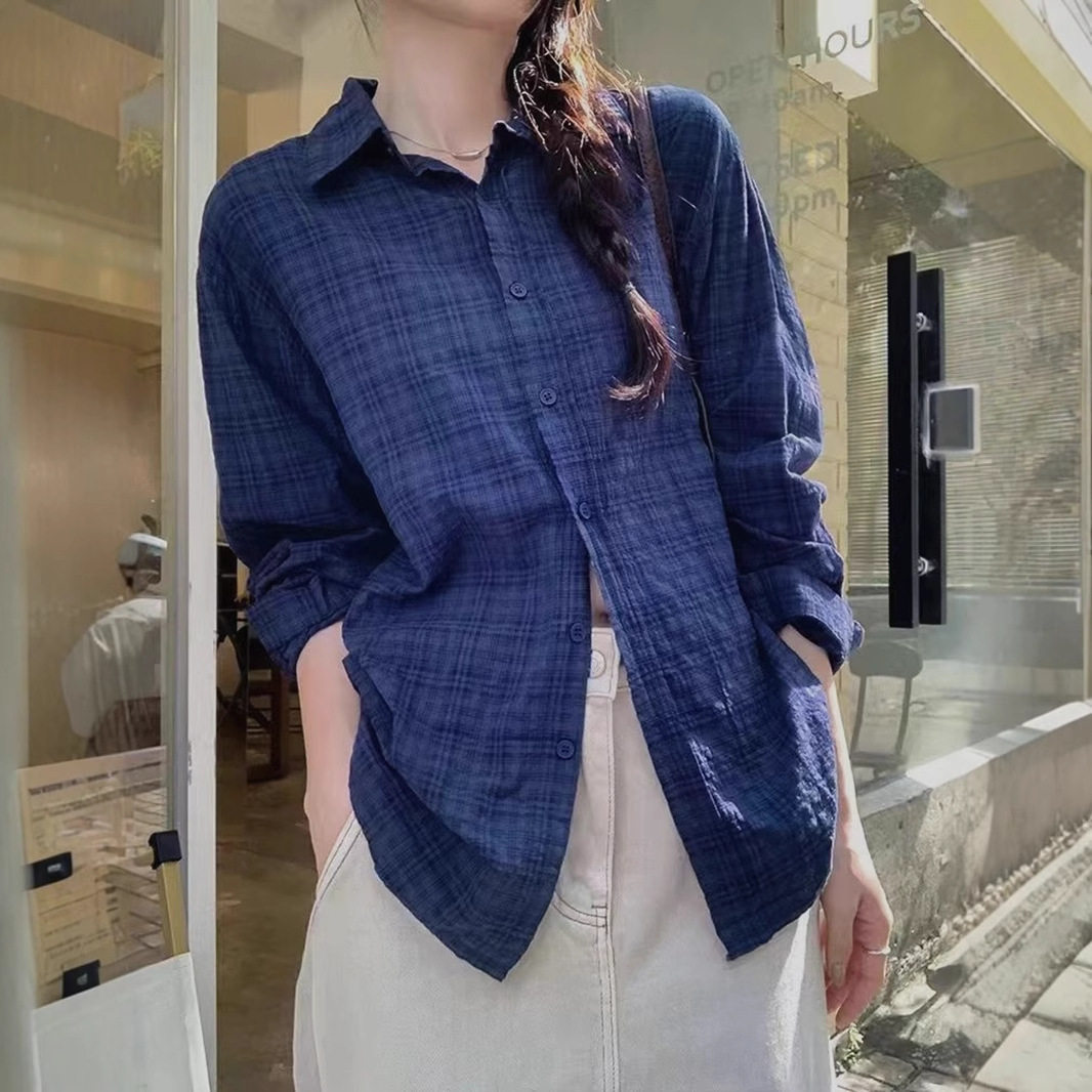 法式复古藏青色格子衬衫女式春夏防晒宽松慵懒风百搭长袖衬衣上衣