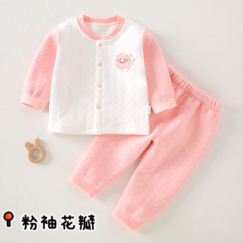 新生婴儿薄夹棉衣服秋冬款三层加厚保暖内衣套装男女宝宝纯棉睡衣