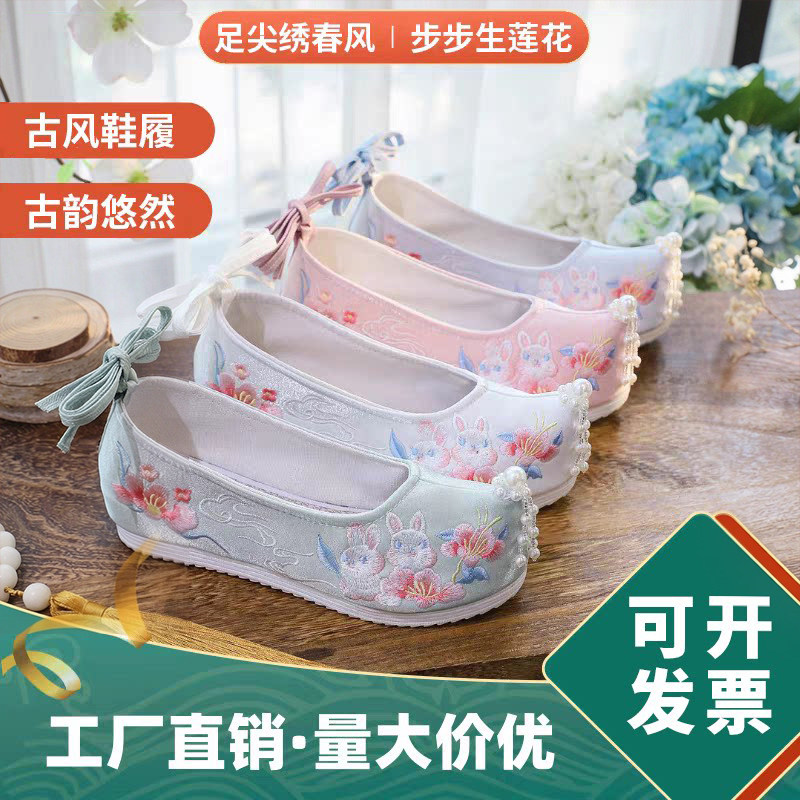 大码汉服古风鞋女明制绣花鞋夏季图片
