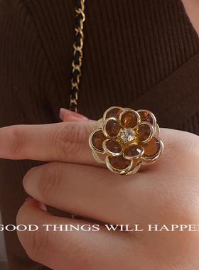 法式高级感茶色水晶花朵耳夹