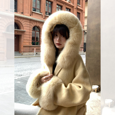 2025雪山大衣冬季连帽大狐狸毛毛领羊毛呢子外套高级感双面羊绒女