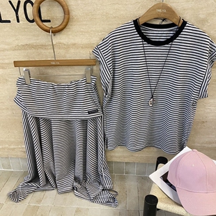 韩系条纹俩件套2026夏款时尚简约休闲显瘦无袖上衣+不规则半身裙