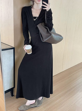 HOO三件套法式磨毛加厚挂脖背心半开襟V领百搭小衫半身裙TZB850