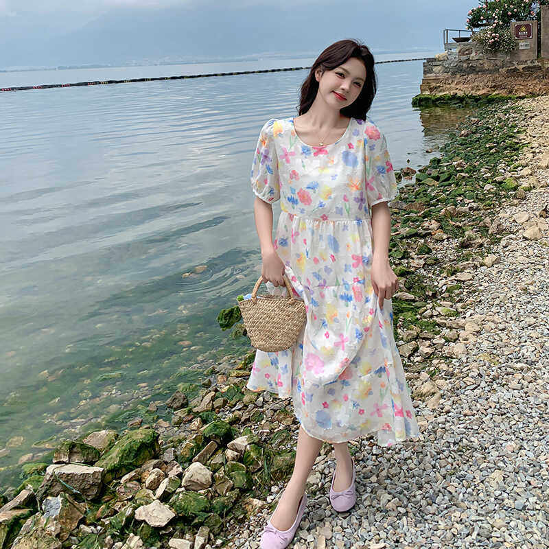 法式甜美减龄森系碎花连衣裙女2025夏季新款韩版宽松显瘦茶歇长裙图片