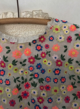 marginal man 绣花背心