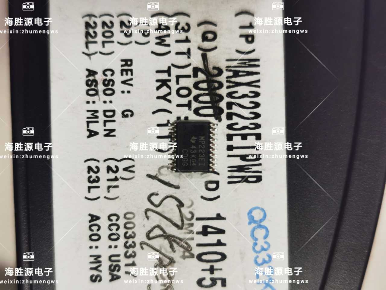 MAX3223EIDBR  MP223EI  贴SSOP RS-232接口 全新现货库存