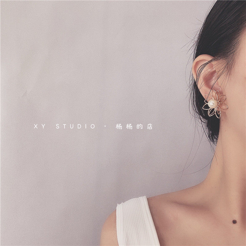 XY STUDIO▇包邮 韩版气质百搭简约镂空珍珠花瓣甜美耳环耳钉耳饰