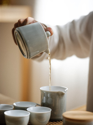 闻说日式烟灰简约茶壶茶具套装家用轻奢泡茶陶瓷茶器喝茶茶杯茶盘