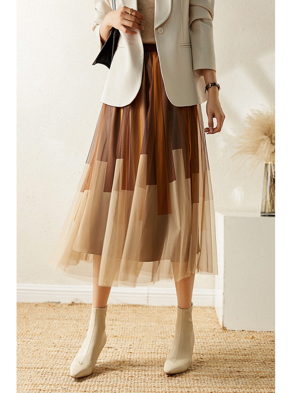 Baozhu Pavilion The sultry rhythm hides the scheming, like piano keys, elastic waist double-layer mesh skirt female