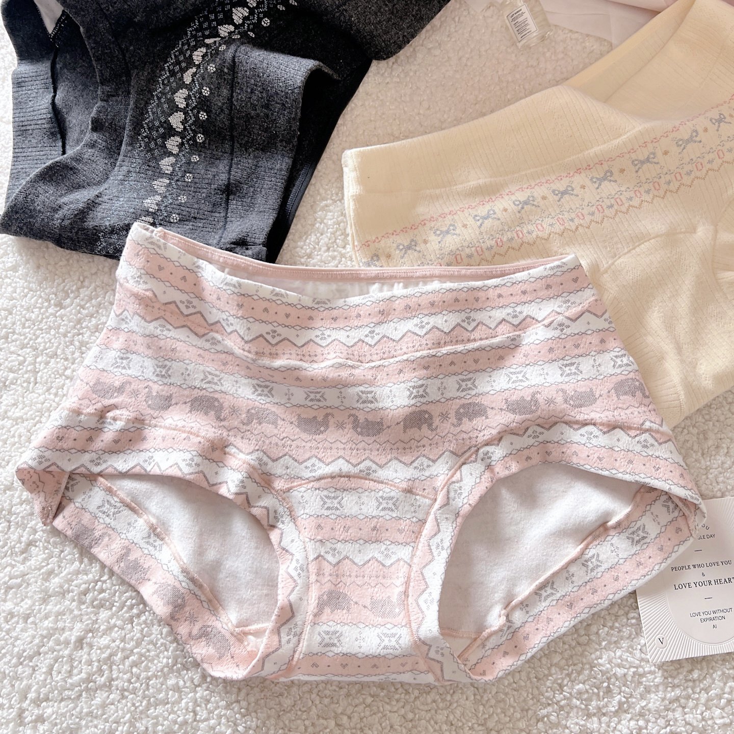 费尔岛童话～全棉10A类印花高腰平角女生内裤加长裆包臀2026新款,女士内衣/男士内衣/家居服,女三角裤,淘宝优惠券,粉丝福利购,淘宝优惠卷