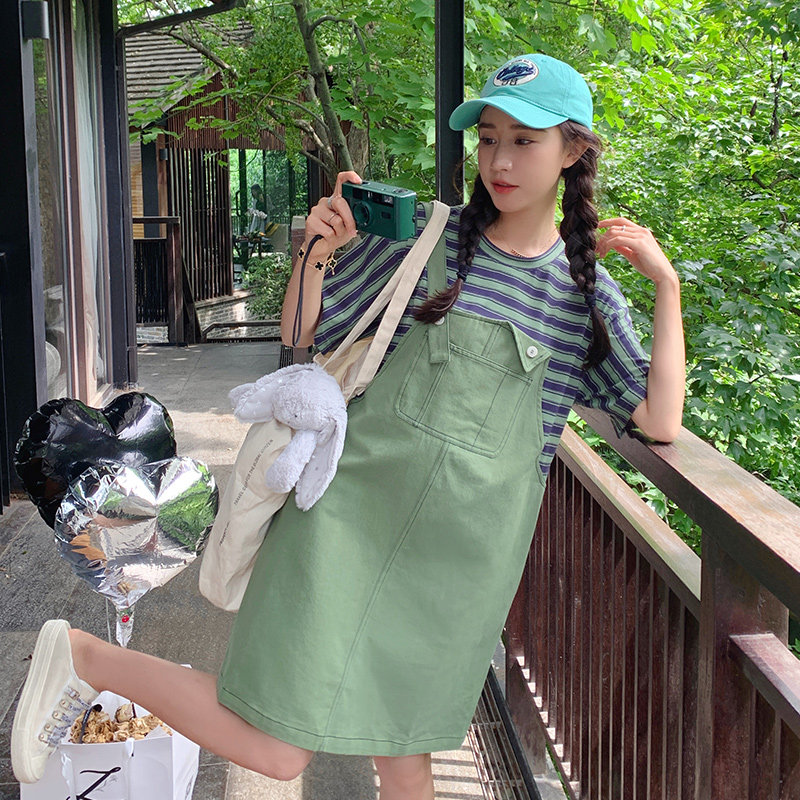 绿色森系小个子背带连衣裙女2023夏新款韩版显瘦显高休闲宽松裙子图片