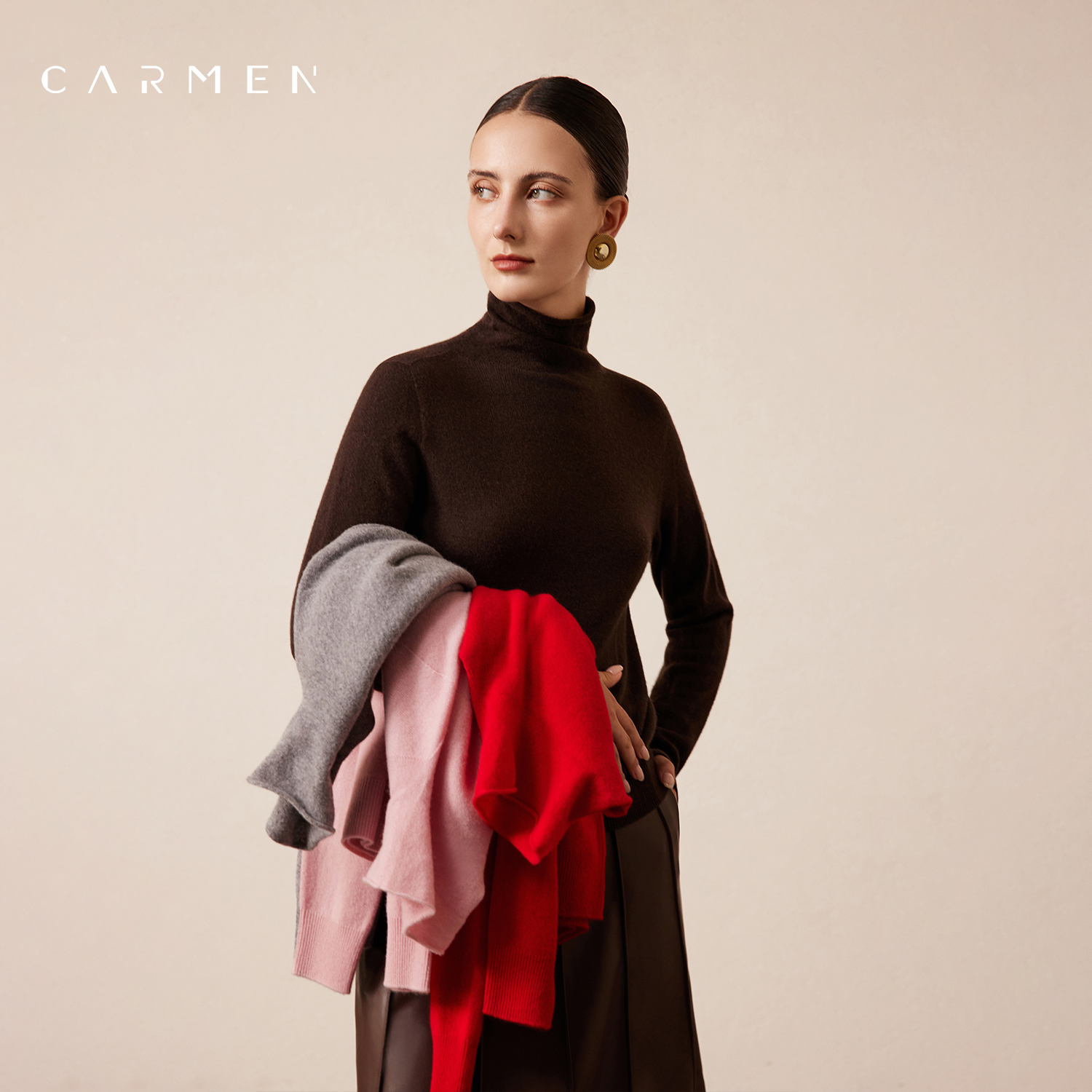 卡蔓高端大牌套头高领针织羊毛衫女2025秋冬显瘦修身打底羊绒衫