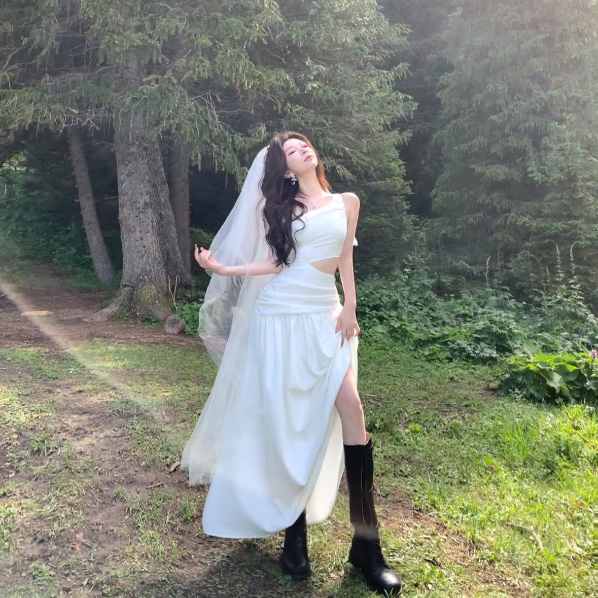 小雨姐姐新款【纯恋裙】小众设计感无袖单肩镂空收腰修身连衣裙女