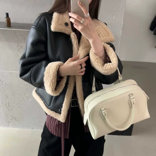 冬季皮毛一体加厚机车风短外套女