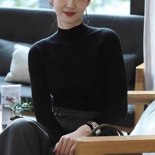 法式黑色半高领打底衫女长袖内搭秋冬新款正肩针织衫修身中领毛衣