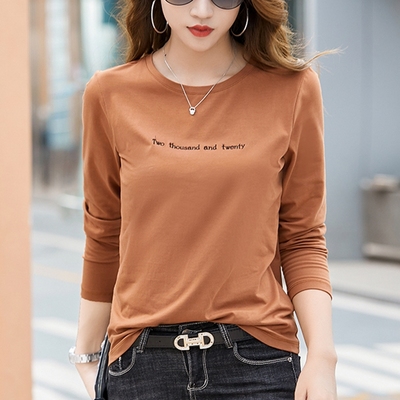 刺绣字母长袖t恤女显瘦遮肉