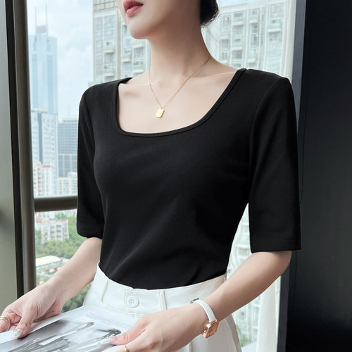 方领短袖t恤女性感漏锁骨