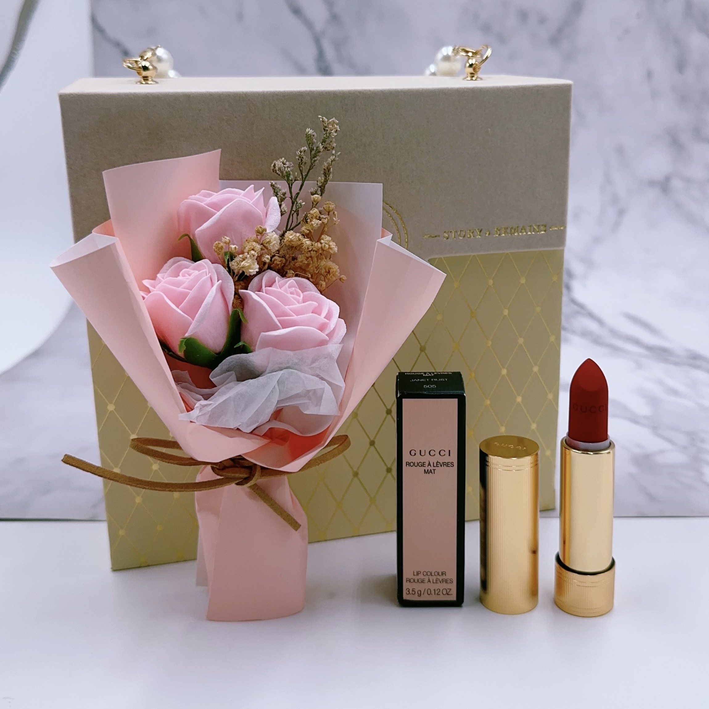 合集【烫金珍珠礼盒】圣诞元旦新年礼物口红唇釉唇彩唇膏,彩妆/香水/美妆工具,唇膏/口红,淘宝优惠券,粉丝福利购,淘宝优惠卷