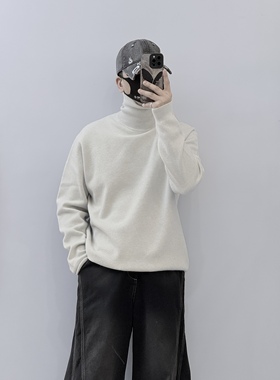 QFO冬季新款设计感高领加厚高领毛衣男潮流宽松休闲保暖套头上衣