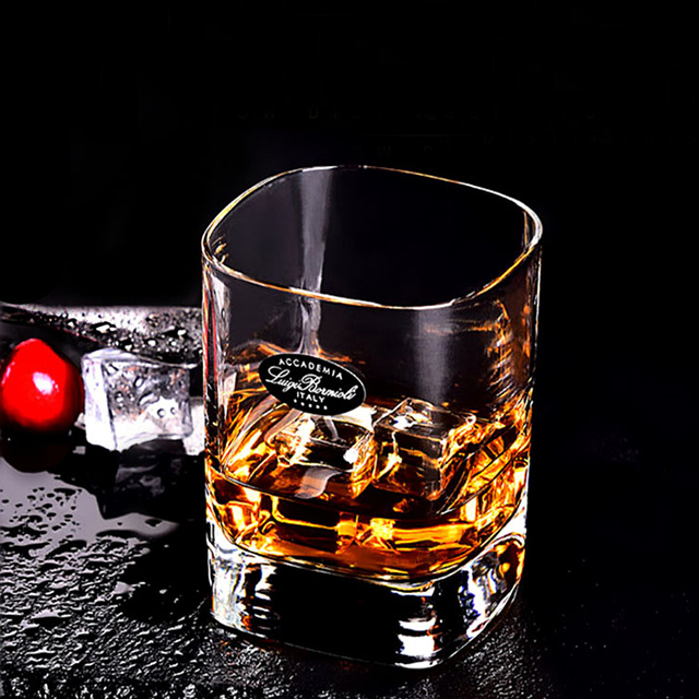 欧式复古水晶玻璃四方平底酒吧洋酒杯烈酒杯杯子威士忌杯进口套装