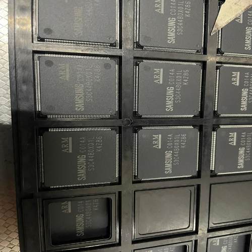 S3C44BOX01L S3C44B0X01L TQFP160 进囗原装质量保证下单前咨询