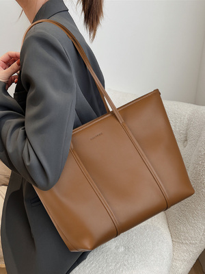 taobao agent Capacious shoulder bag, small design advanced one-shoulder bag, handheld purse, high-end