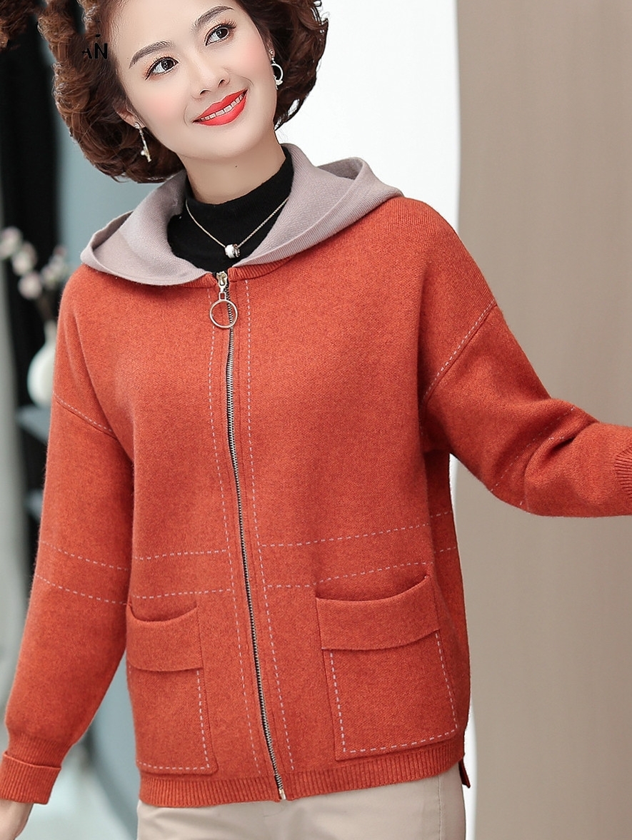 2023新款妈妈春装外套大码上衣