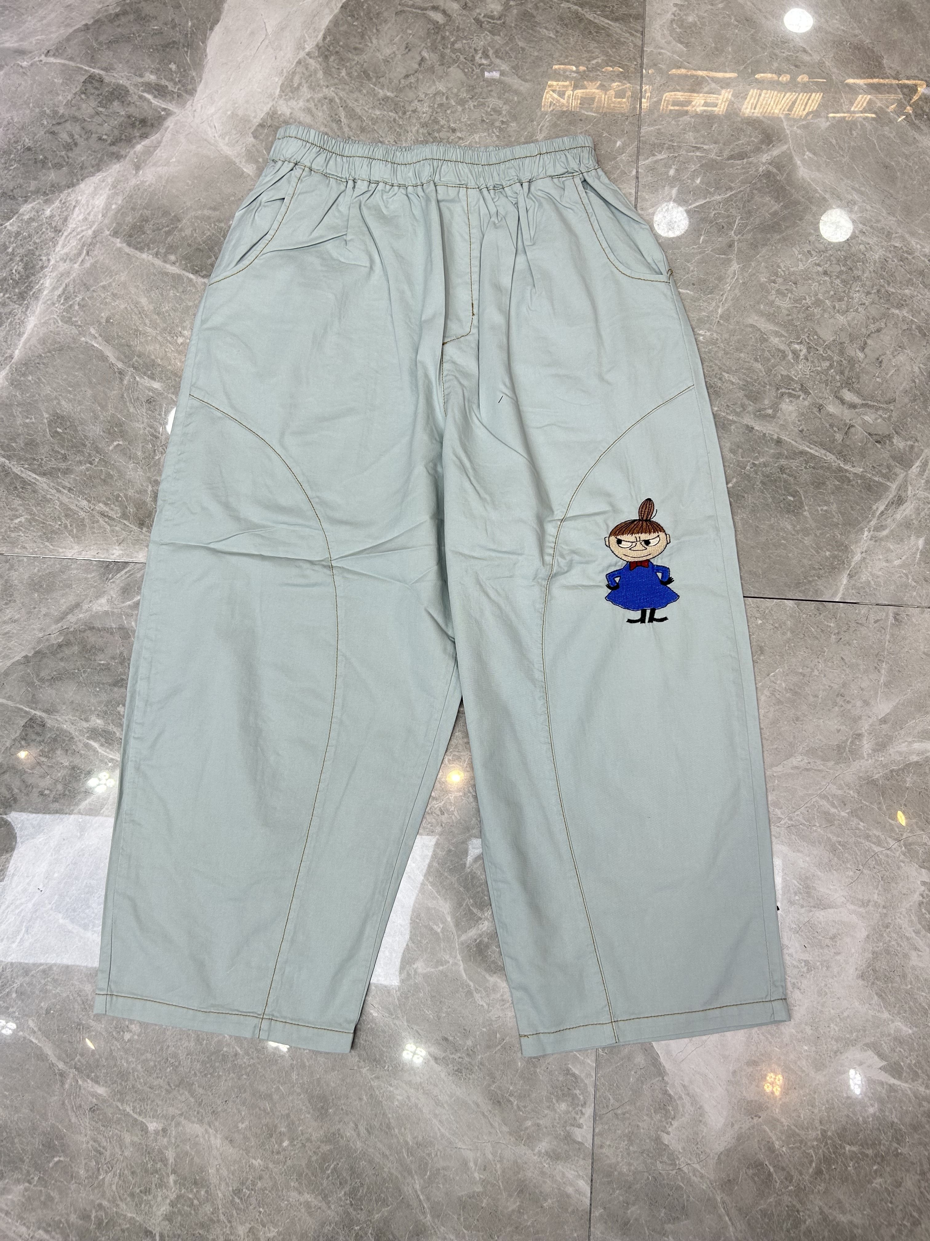 纯棉 质感时尚搞怪卡通刺绣工装裤夏季新款宽松休闲减龄百搭裤女