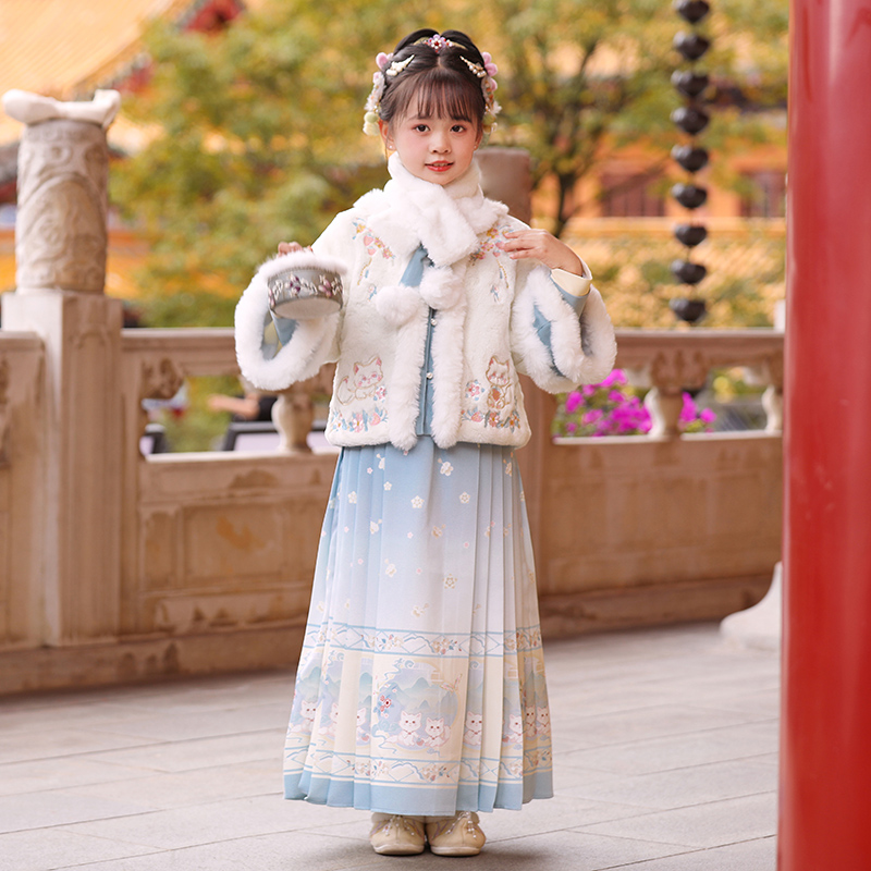 明制加厚汉服女童秋冬