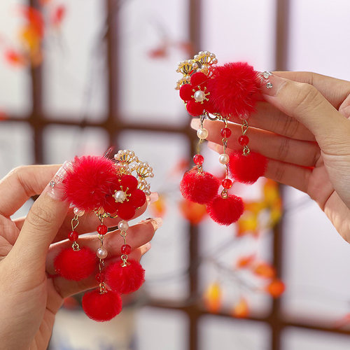女童新年发夹古风2025新款汉服头饰大红儿童毛球对夹古装拜年发饰