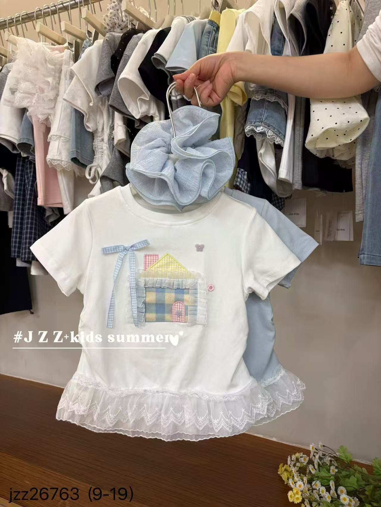 甜美女孩蕾丝拼接半袖T恤2026夏新款童蝴蝶结印花短袖中大童上衣