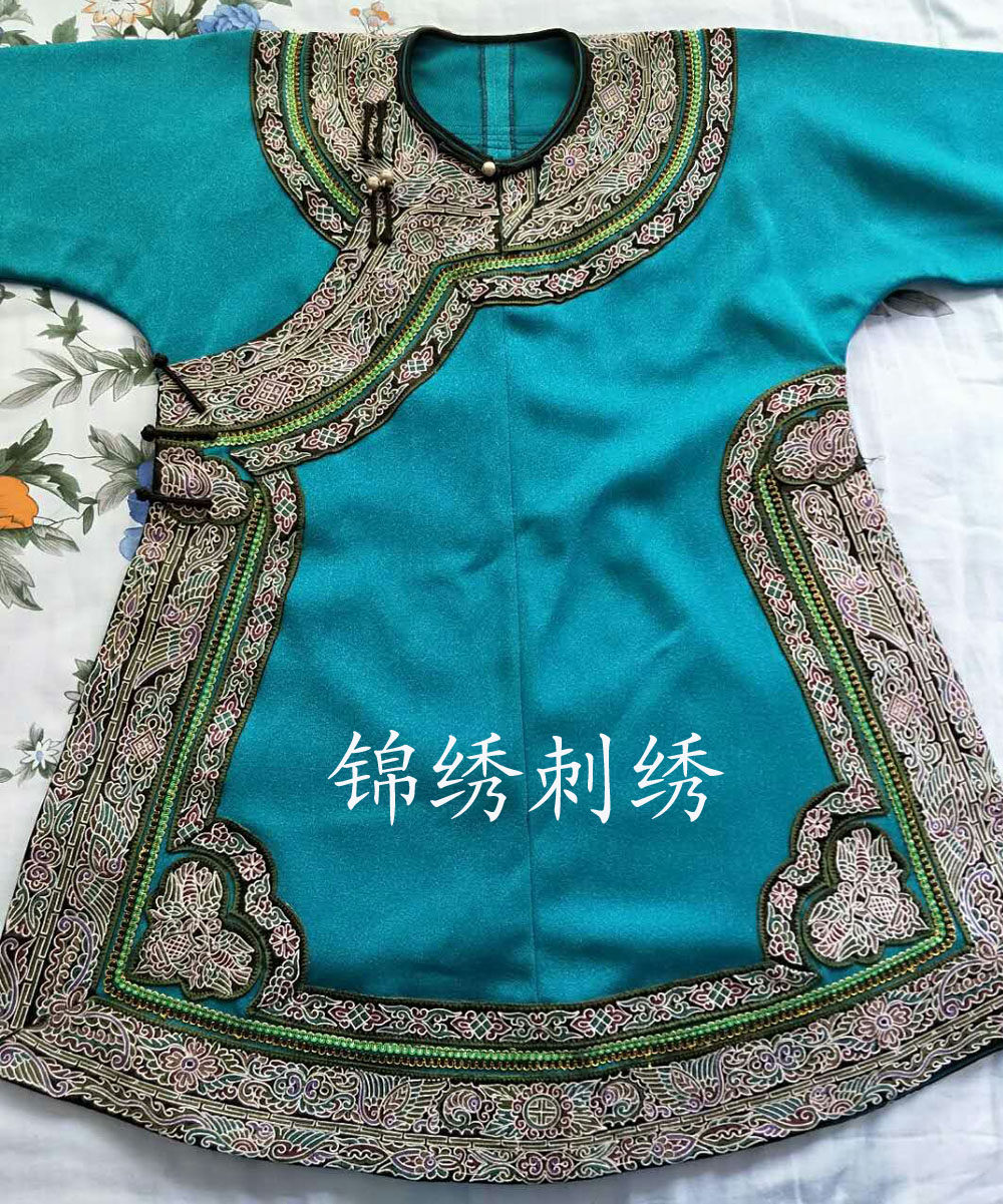 苗族 水族马尾绣 纺手工刺绣服装女装刺绣新娘装机子刺绣