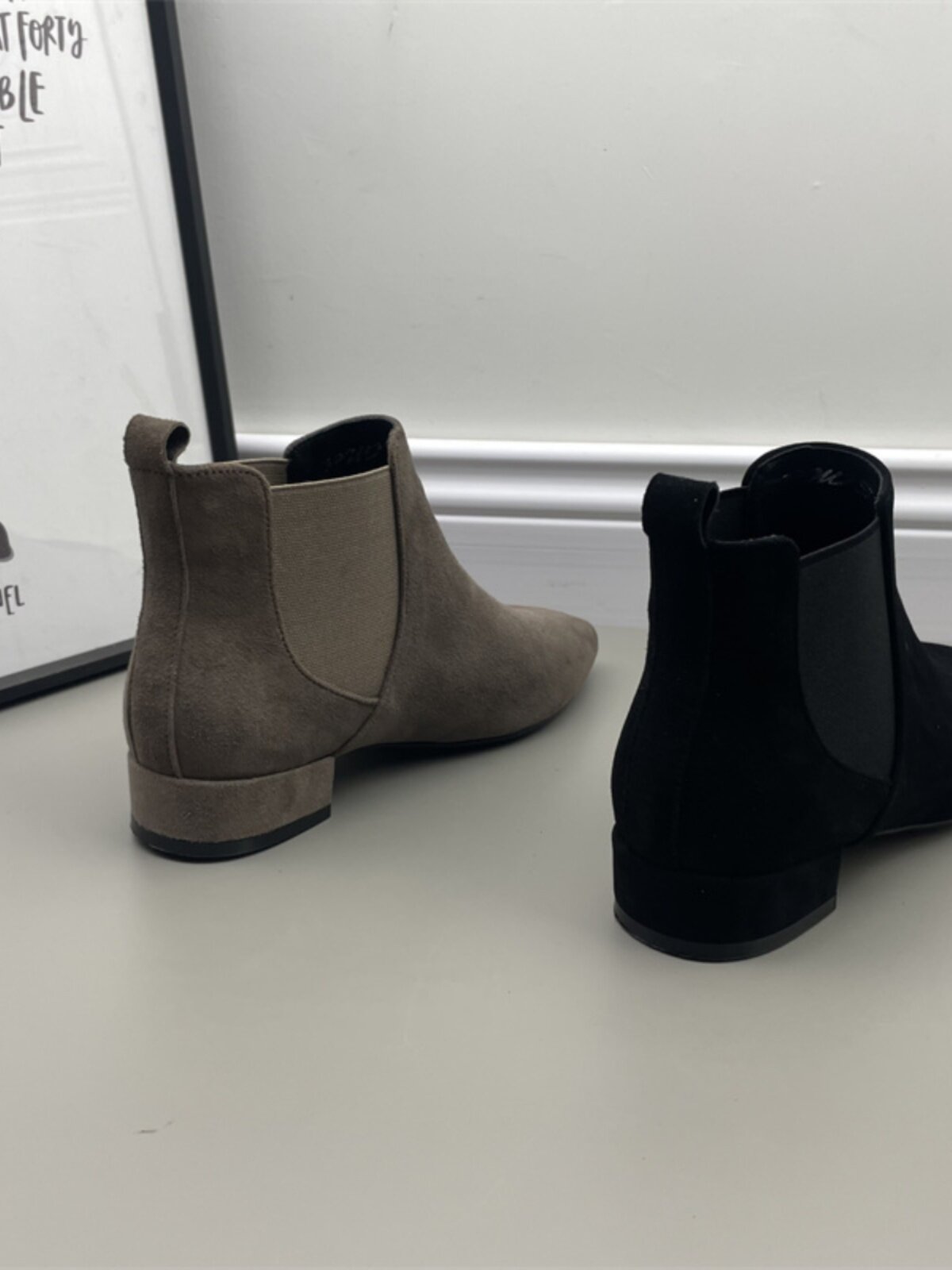WINTER 2022 NEW DISCOUNT GENUINE LEATHER POINTED TOE LOW HEEL BLOCK HEEL SOCKET SHEEP LEATHER FASHION CHELSEA WOMENS BOOTS