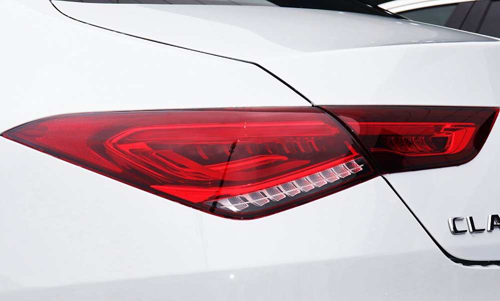 奔驰cla后尾灯w117总成适用于20-23款260刹车灯35转向灯45尾灯总