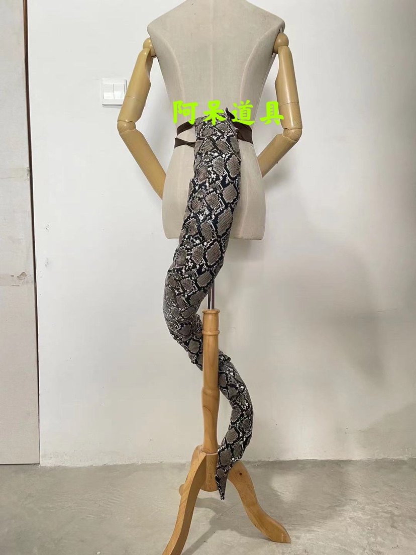 明日方舟森蚺 熔锻铸匠蛇cos尾巴道具定制